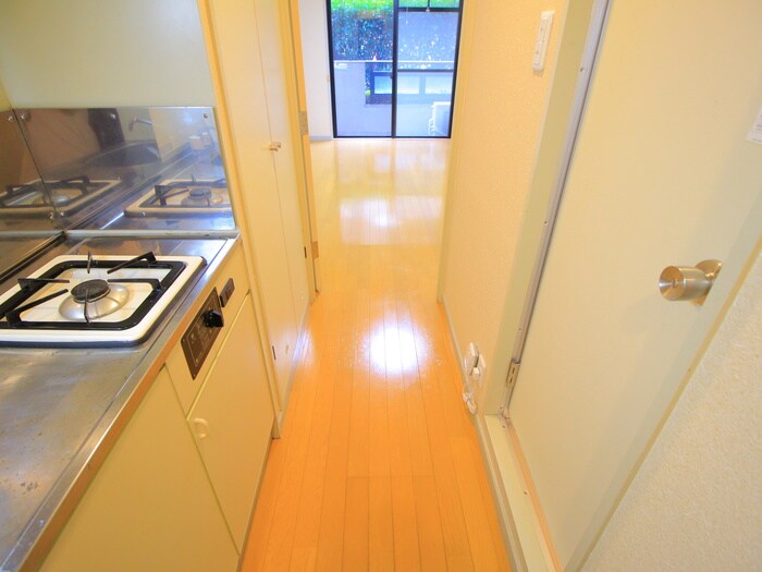 物件内観写真13　(廊下)