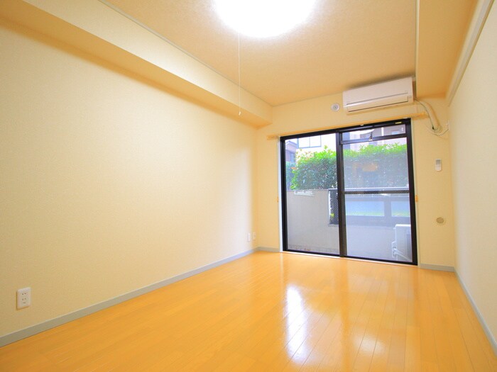 物件内観写真18　(居室)