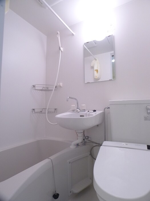 物件内観写真12　(バス／シャワールーム等)