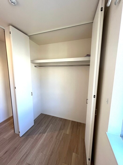物件内観写真10　(収納)