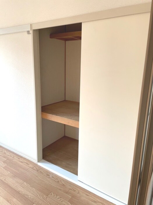 物件内観写真13　(収納)