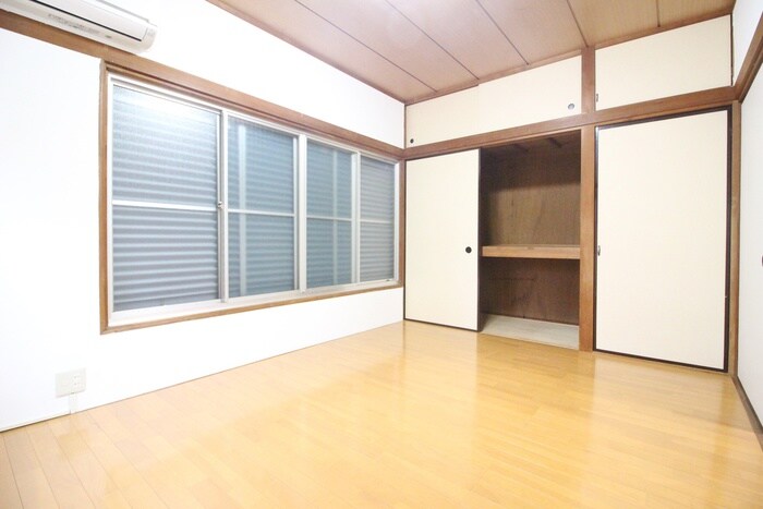 物件内観写真9　(居室)