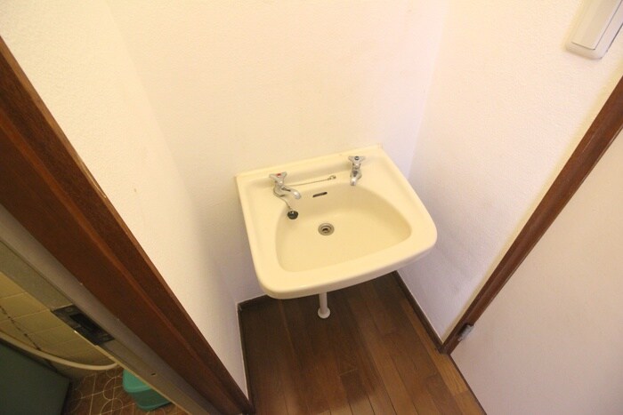 物件内観写真12　(洗面)