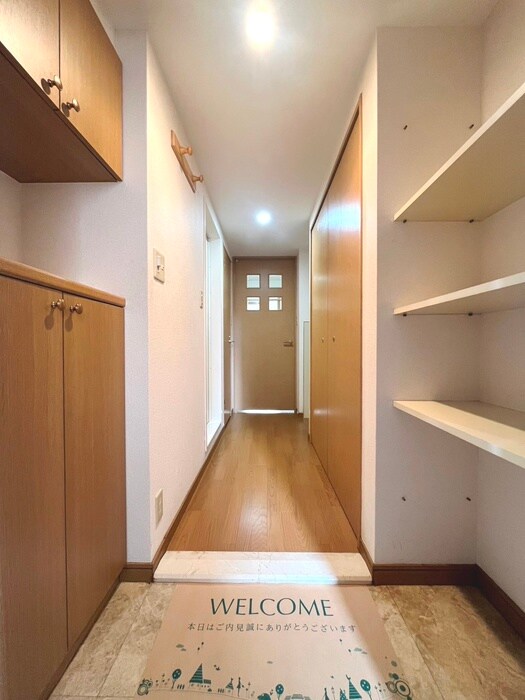 物件内観写真15　(廊下)