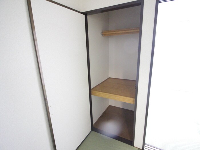 パールハイツの収納