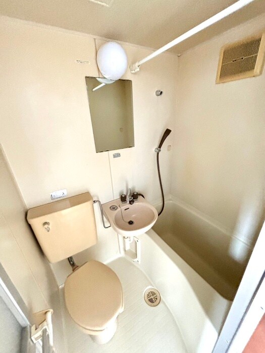 物件内観写真13　(バス／シャワールーム等)