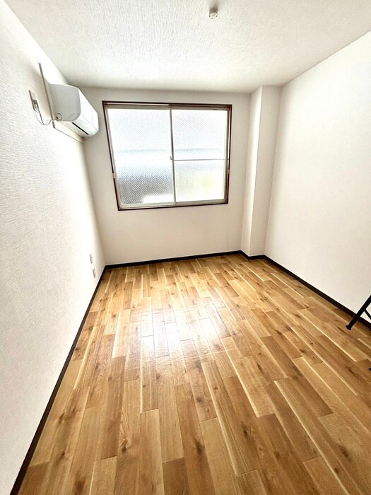 物件内観写真17　(居室)