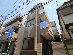 ハローウィン千早外観写真