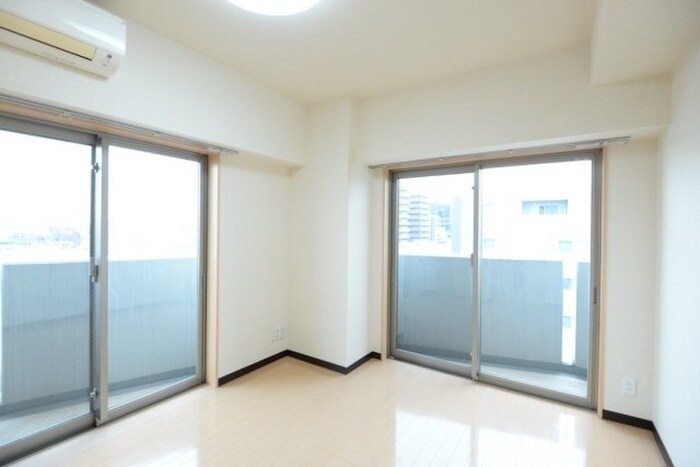 物件内観写真5　(居室)