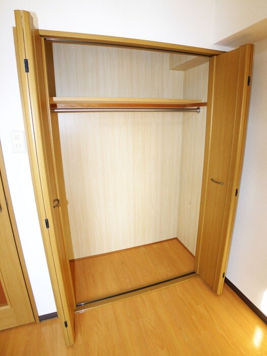 物件内観写真7　(収納)