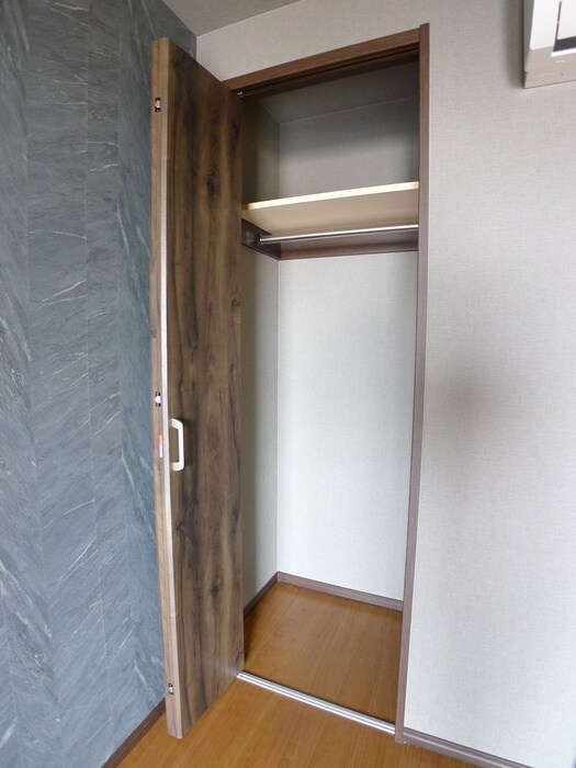 物件内観写真10　(収納)
