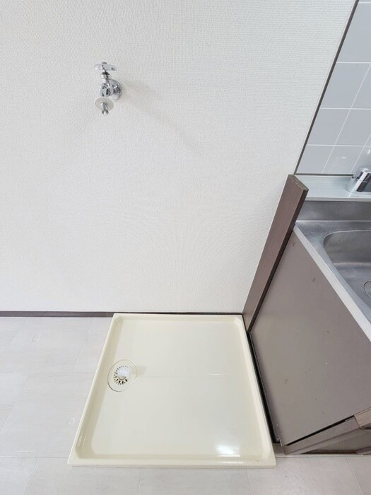 物件内観写真15　(洗濯機置場)