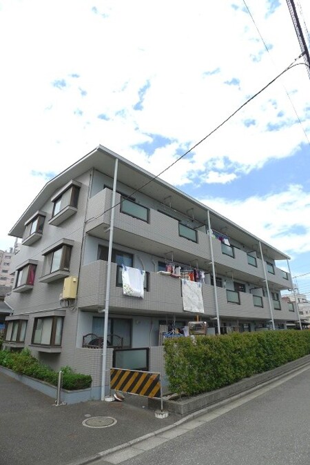 オ－クウッド外観写真