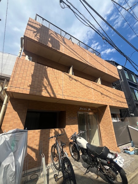 ソレイユ目黒外観写真