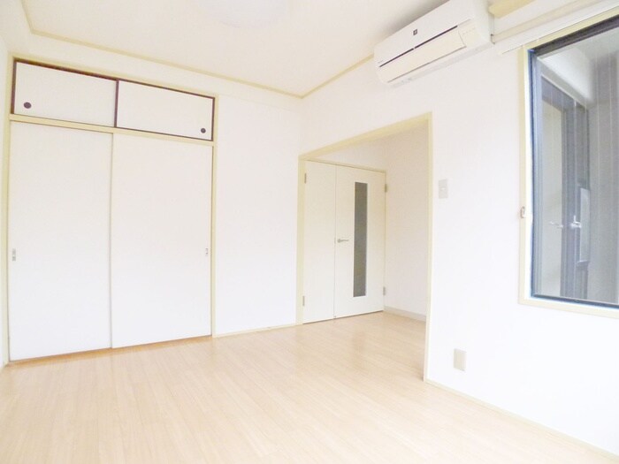 物件内観写真8　(居室)