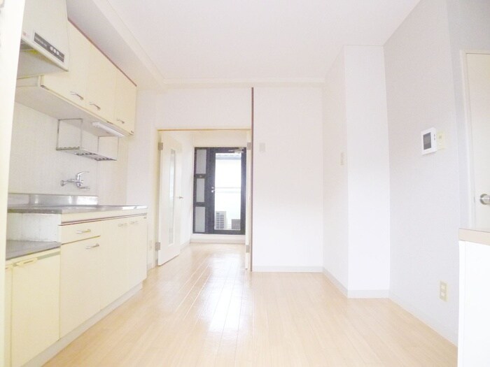 物件内観写真10　(内観写真)