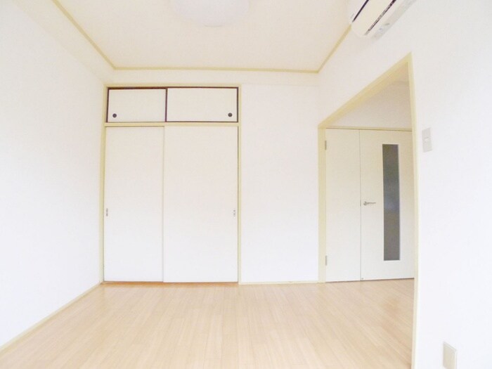 物件内観写真18　(居室)