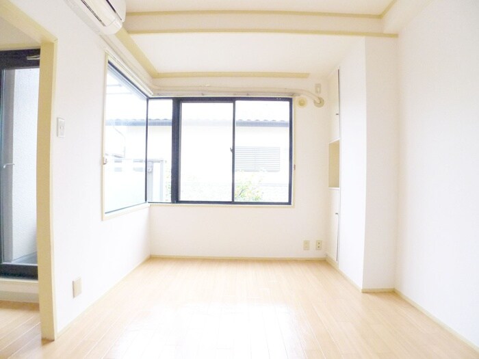 物件内観写真19　(居室)