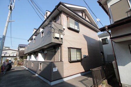 ラークヒル外観写真