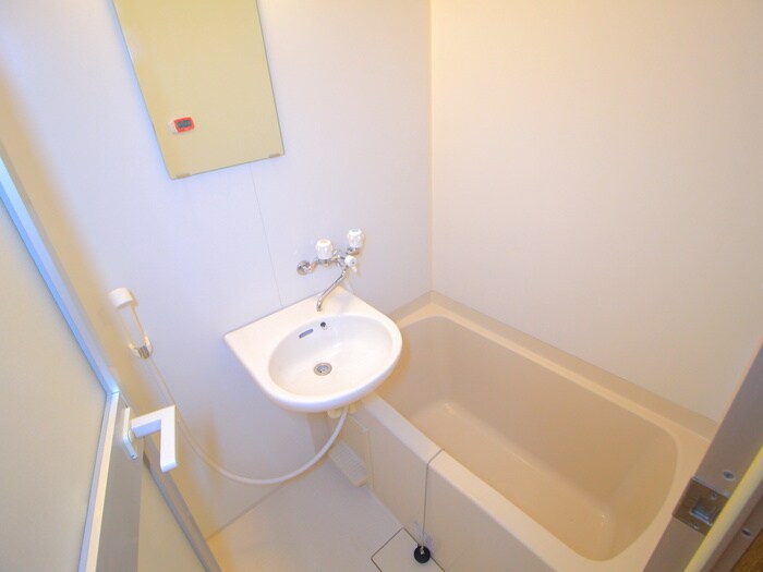 物件内観写真13　(バス／シャワールーム等)