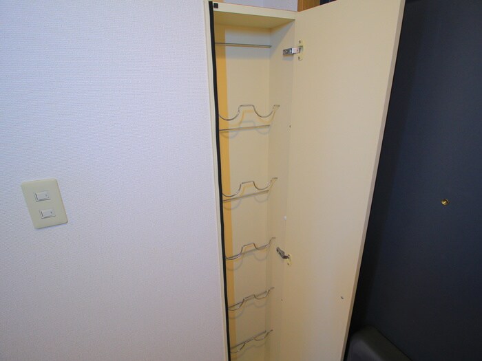 物件内観写真18　(靴箱)