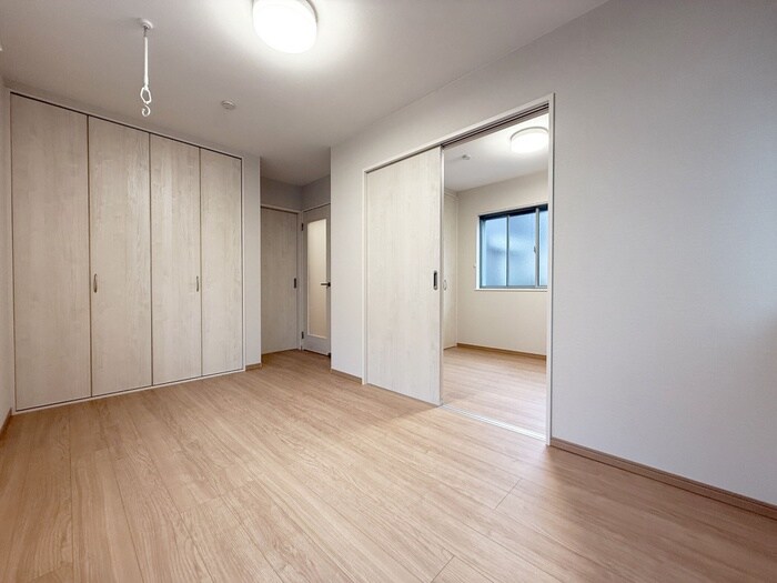 物件内観写真9　(居室)