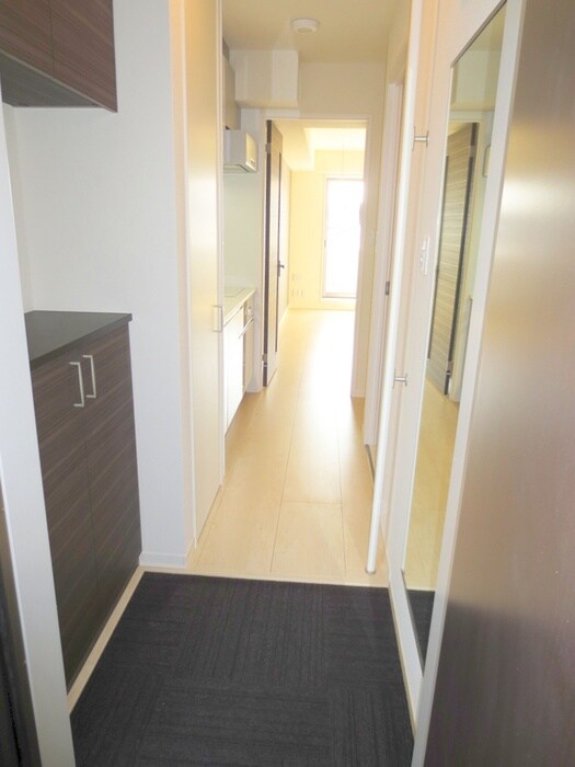 物件内観写真15　(玄関)