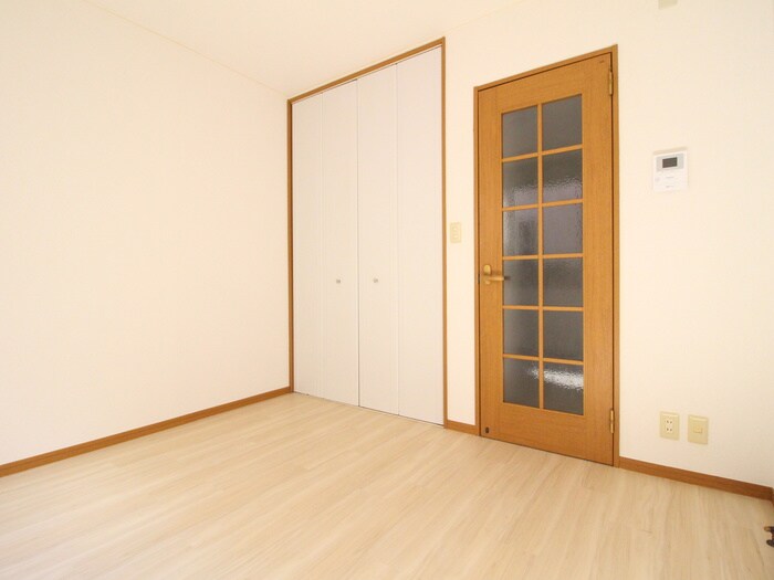 物件内観写真6　(居室)