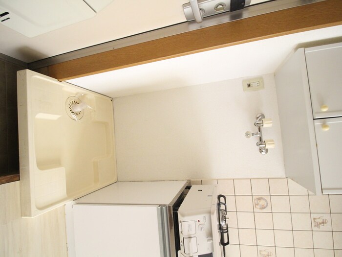 物件内観写真9　(洗濯機置場)