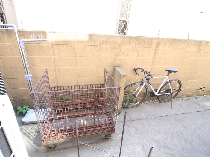 物件内観写真15　(室内からの展望)