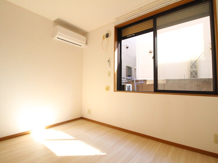 物件内観写真19　(居室)