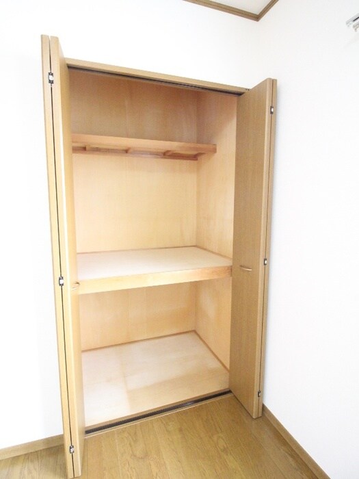 物件内観写真8　(収納)