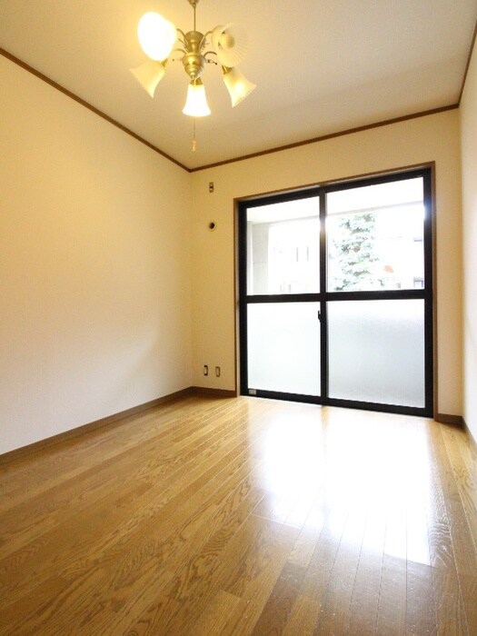 物件内観写真9　(内観写真)