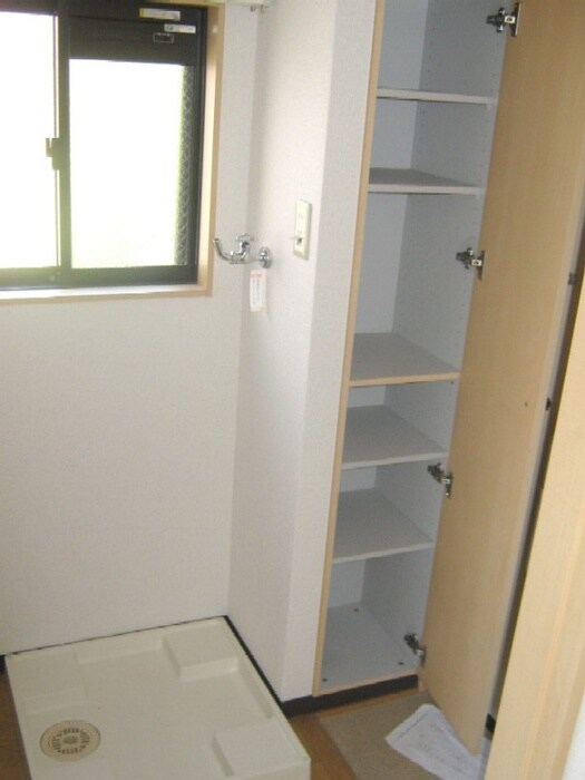 物件内観写真15　(靴箱)