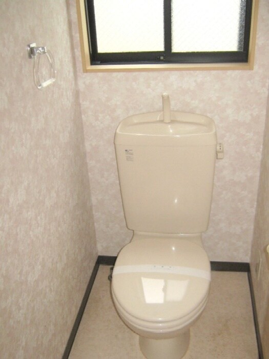 物件内観写真16　(トイレ)