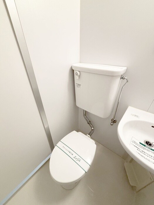 物件内観写真13　(トイレ)