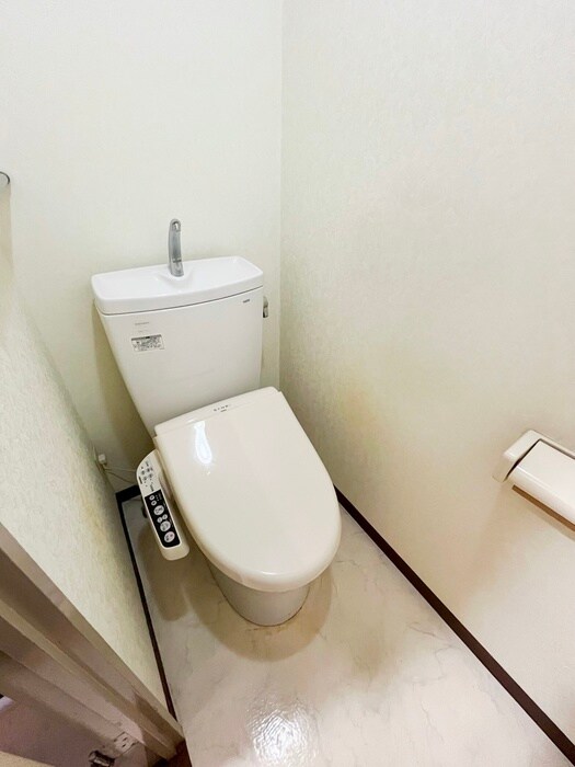 物件内観写真11　(トイレ)