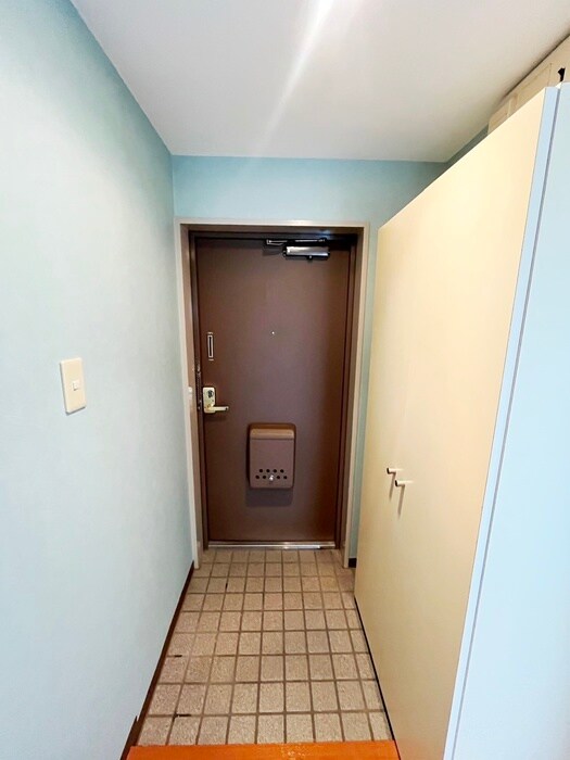 物件内観写真14　(玄関)