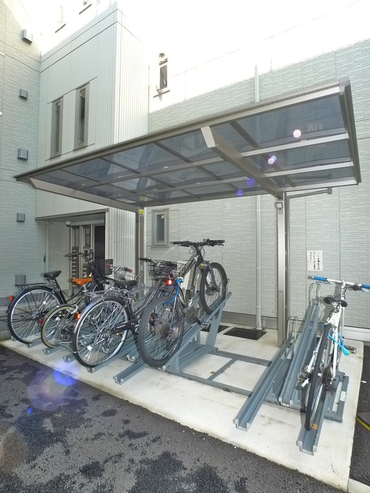 物件外観写真5　(駐輪場)
