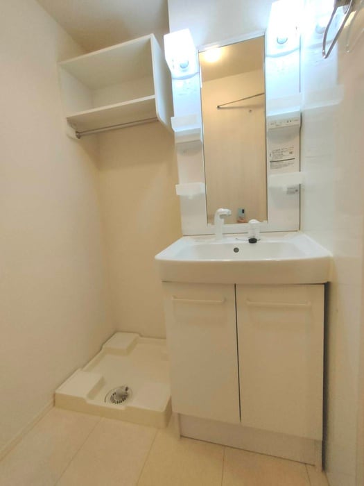 物件内観写真11　(洗面)