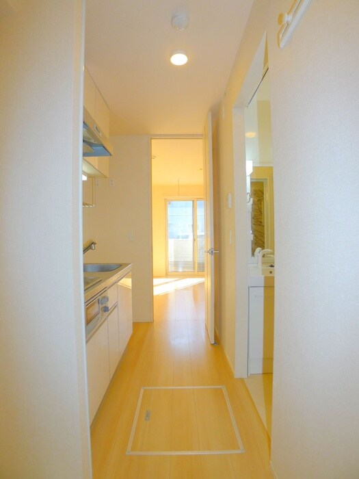 物件内観写真19　(廊下)