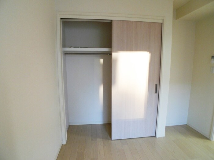 物件内観写真13　(収納)