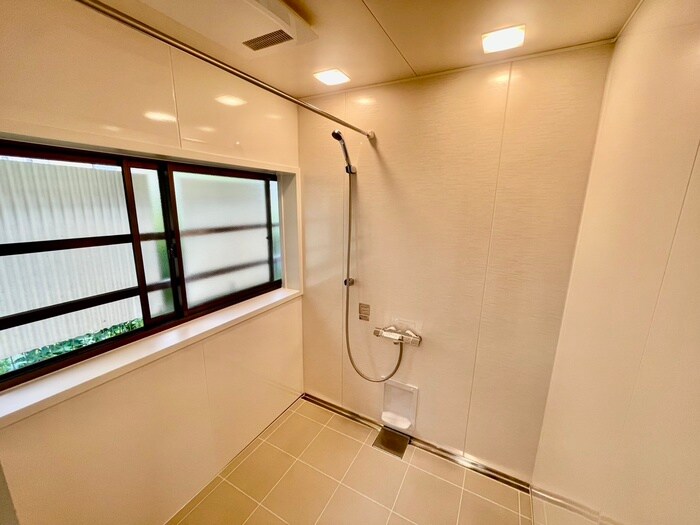 物件内観写真12　(バス／シャワールーム等)