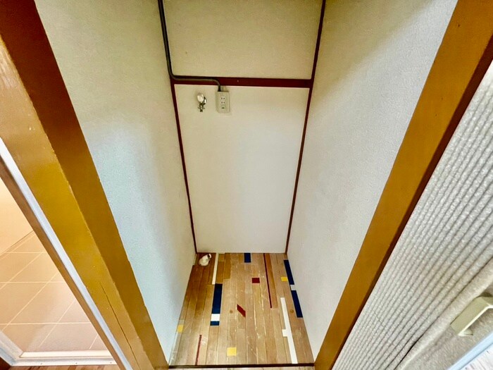 物件内観写真15　(洗濯機置場)