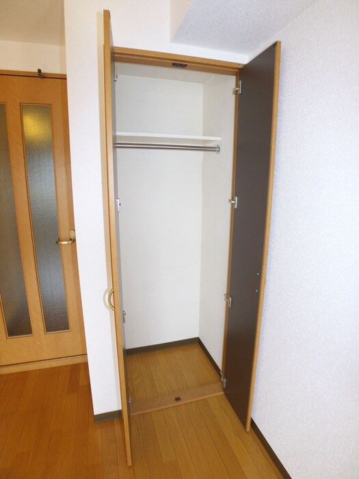 物件内観写真8　(収納)