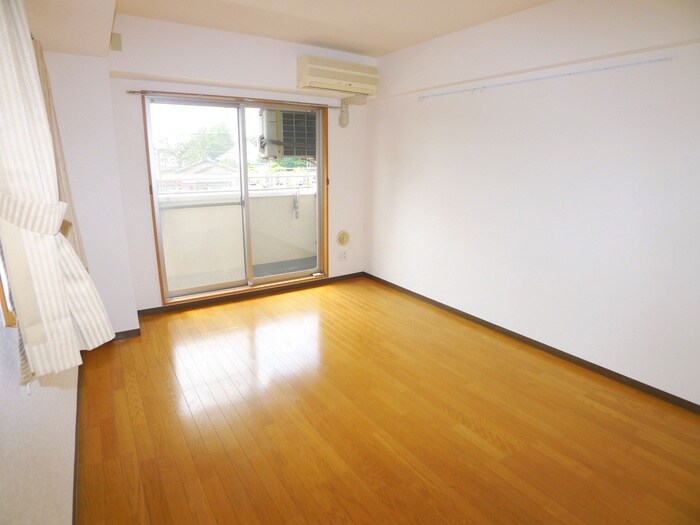 物件内観写真21　(居室)