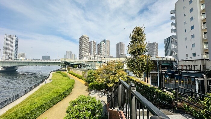 物件外観写真5　(周辺環境)