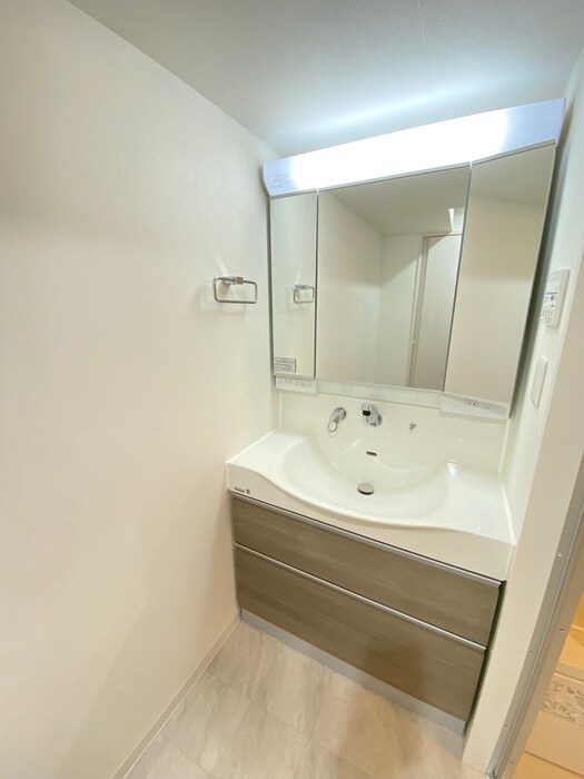 物件内観写真15　(洗面)