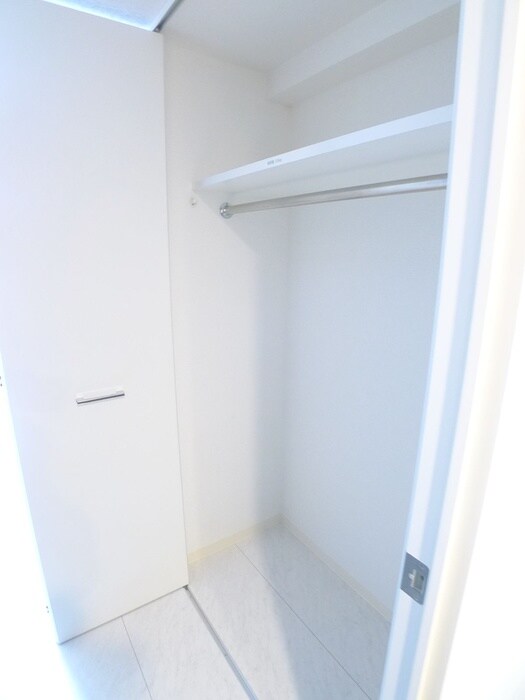 物件内観写真10　(収納)