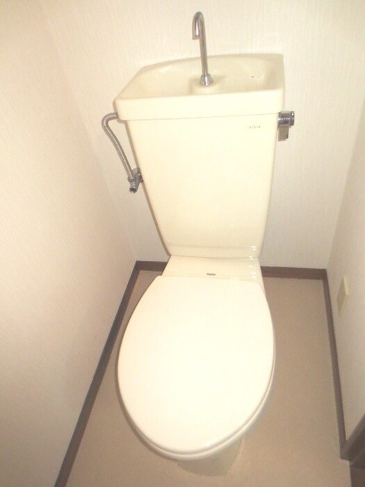 物件内観写真14　(トイレ)